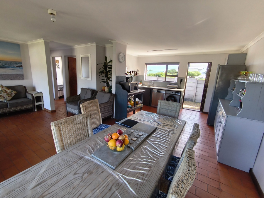 2 Bedroom Property for Sale in De Kelders Western Cape
